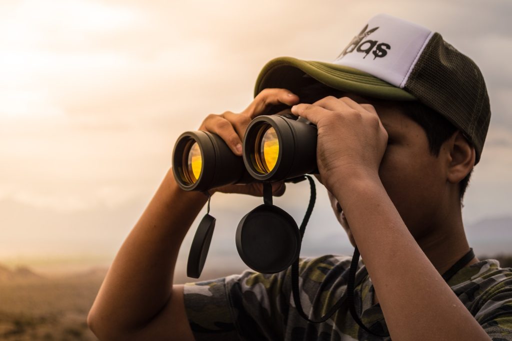 Comment choisir des jumelles pour la chasse